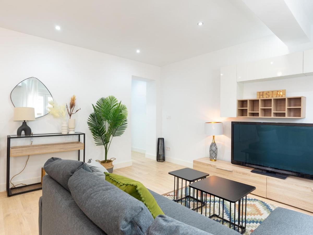 Gorgeous Renovated Apartment 2Br Ac Málaga Buitenkant foto