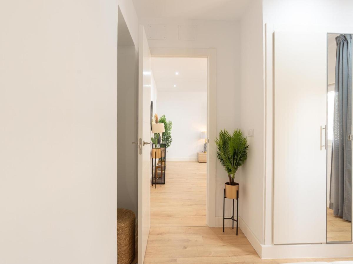 Gorgeous Renovated Apartment 2Br Ac Málaga Buitenkant foto