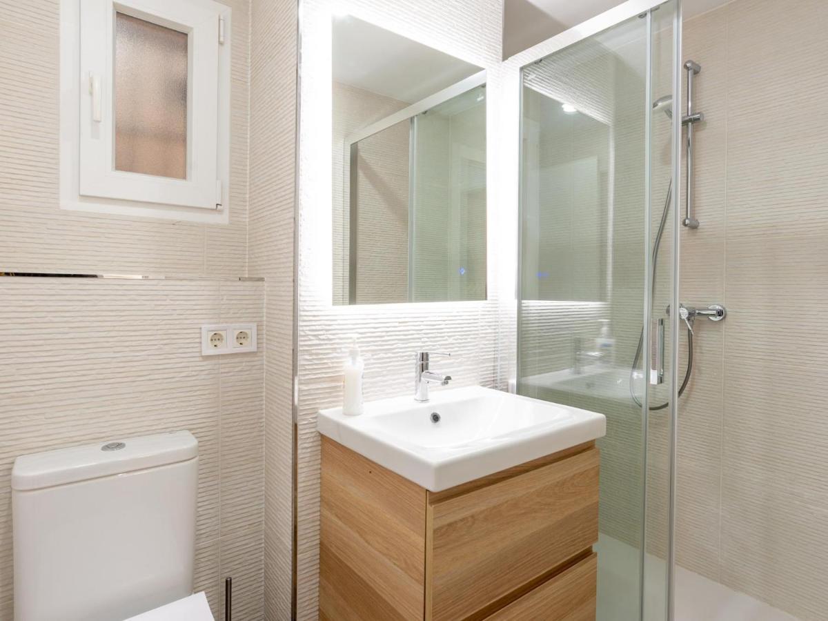 Gorgeous Renovated Apartment 2Br Ac Málaga Buitenkant foto