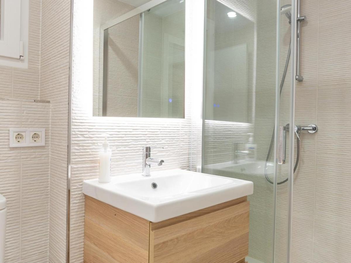 Gorgeous Renovated Apartment 2Br Ac Málaga Buitenkant foto